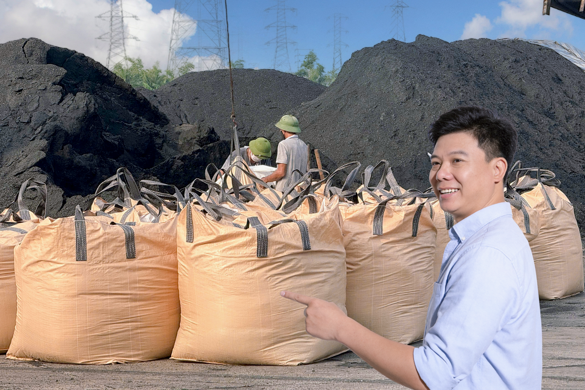 Quy trình đóng bao than cám chuyên nghiệp tại Than Hùng Mạnh Nhân viên Than Hùng Mạnh đóng bao than cám chất lượng cao cung ứng cho công nghiệp.